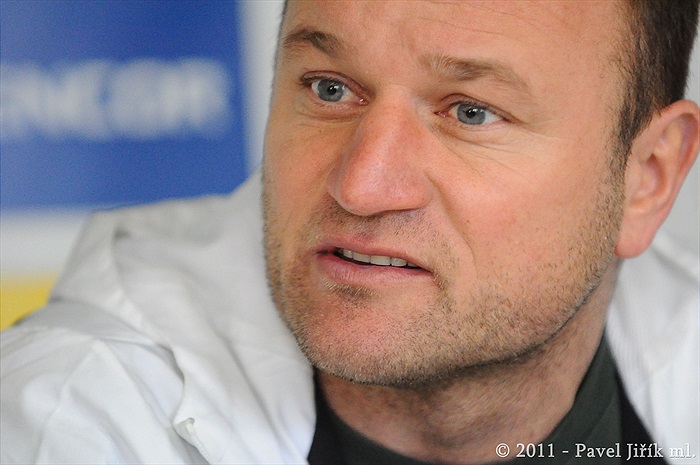 Trenér Hoftych na tiskové konferenci