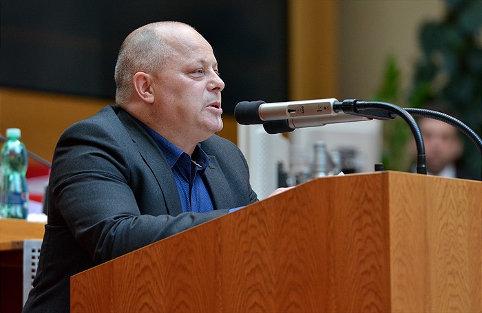 Zastupitelé odhlasovali odkup Ďolíčku! 